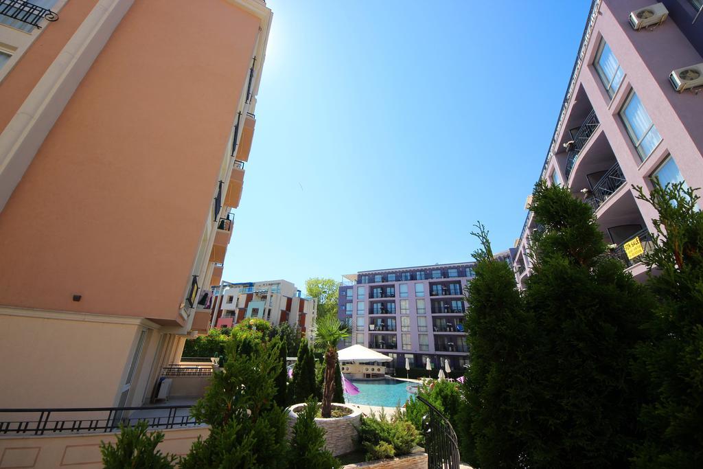 Menada Rainbow Apartments Sunny Beach Exterior photo